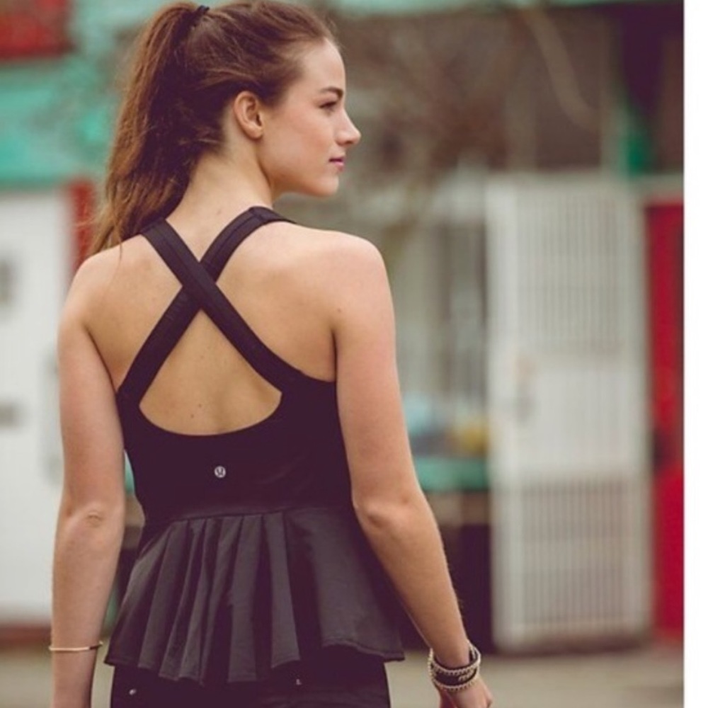 Lululemon Black Peplum Tank Top size 4 (original style)